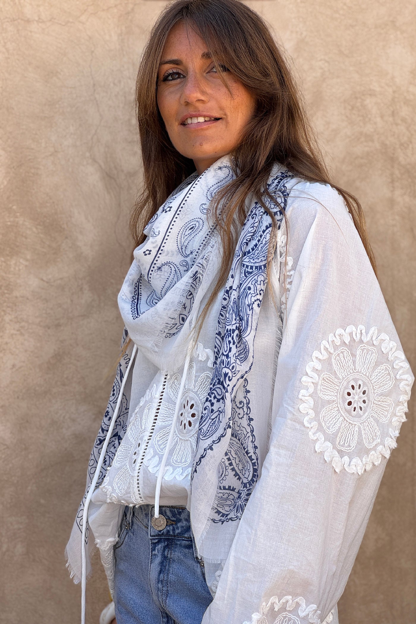 Écharpe foulard blanc imprimé Bandana bleu marine tout doux