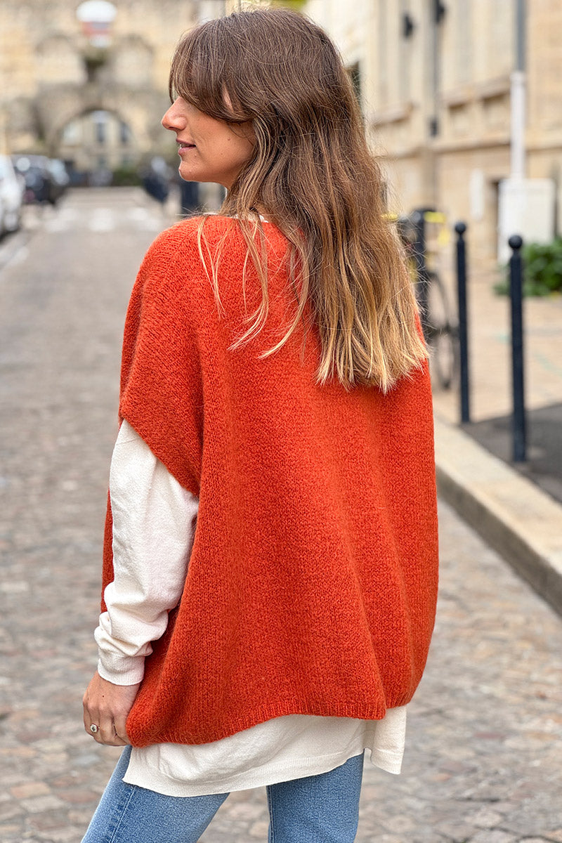 Gilet large et loose terracotta sans manches en maille kid mohair boutons nacres