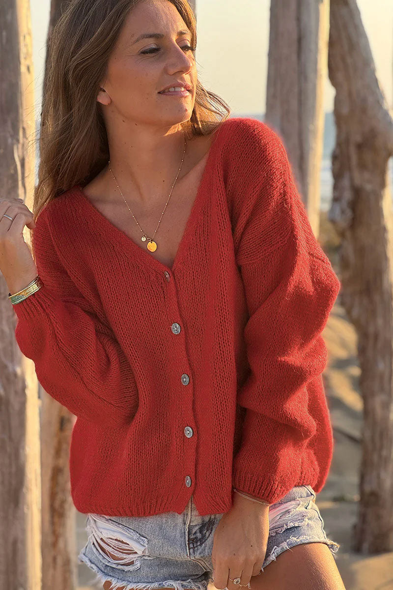 Gilet uni terracotta en petite maille avec petits boutons nacrés