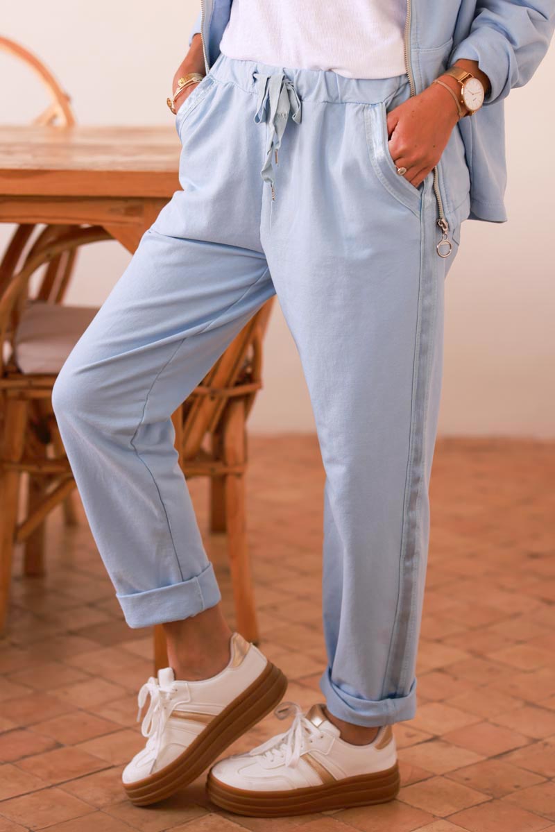 Jogging bleu ciel confort taille élastique liseré ruban satiné