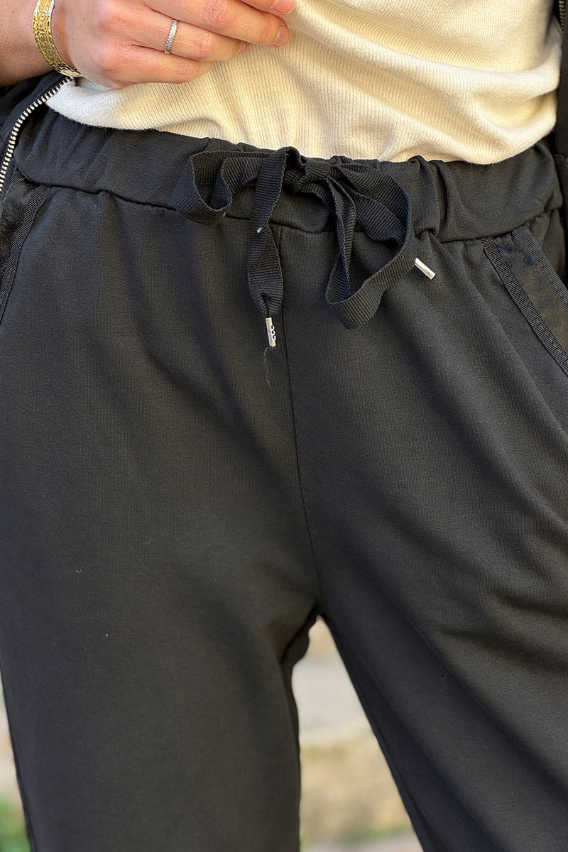 Jogging noir confort taille élastique liseré ruban satiné