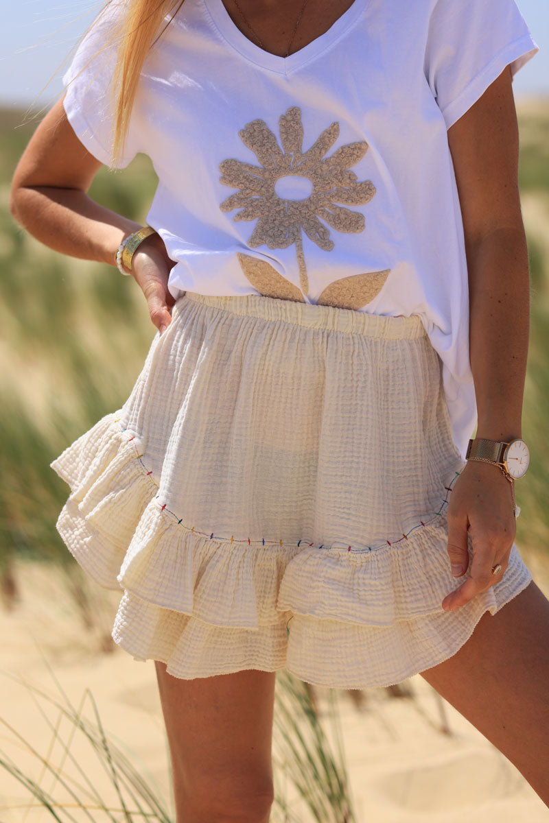 Jupe short écru en gaze de coton à volants fils multicolores