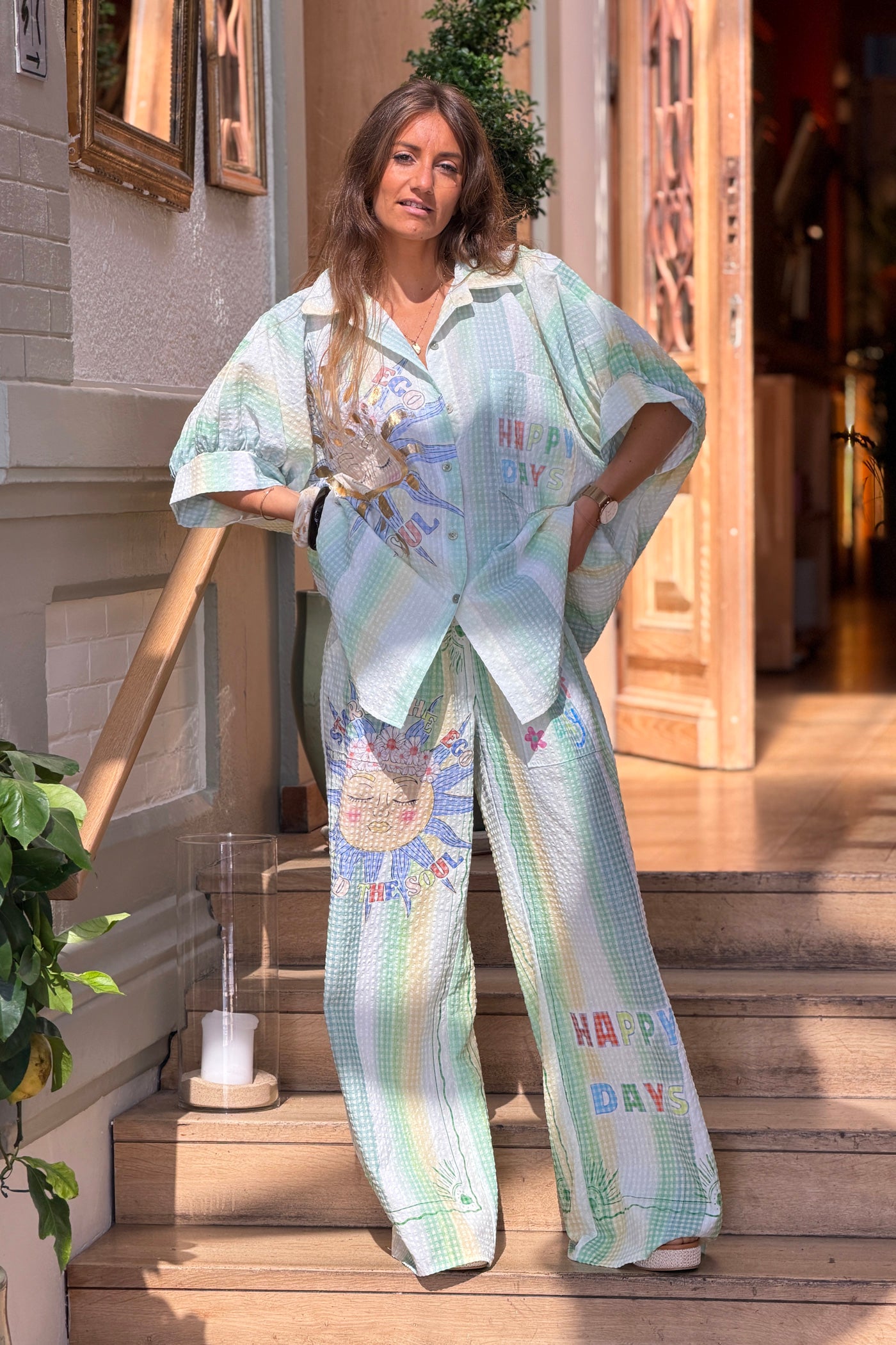 Pantalon large en seersucker vert motif soleil fleuri Happy Days taille élastique