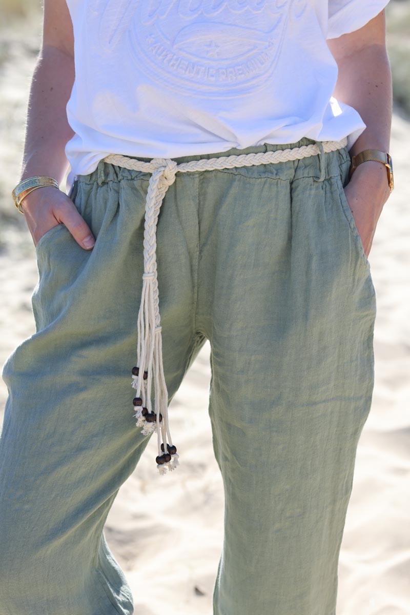 Pantalon sauge en lin souple ceinture en crochet et perles bois