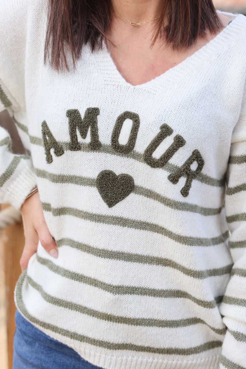 Pull en maille blanc cassé à rayures style marinière col v Amour bouclettes kaki