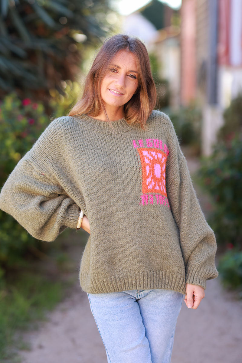 Pull loose kaki en grosse maille broderie Le Soleil coloré