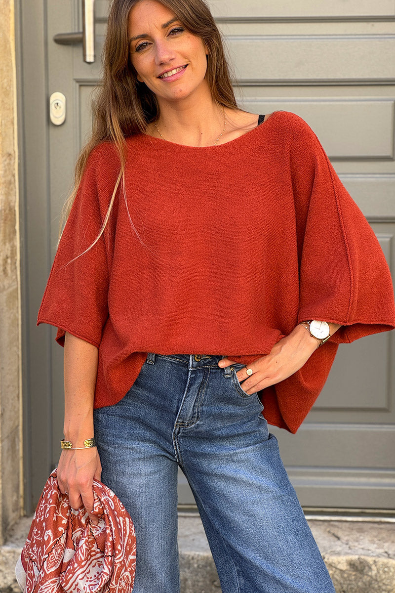 Pull moelleux et doux terracotta manches chauve souris col rond