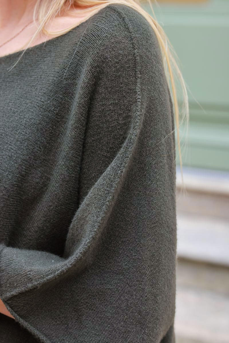 Pull moelleux et doux kaki manches chauve souris col rond