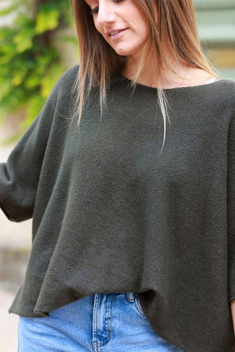 Pull moelleux et doux kaki manches chauve souris col rond