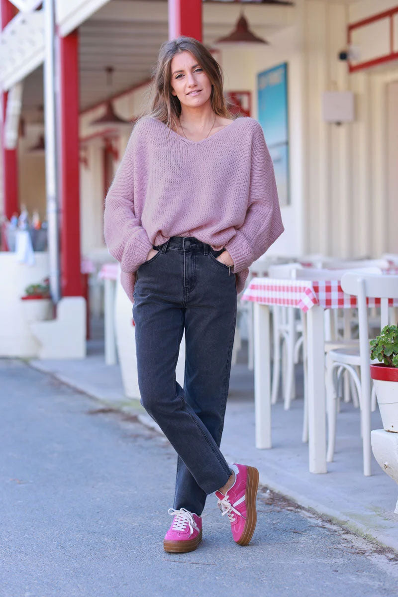 Pull rose poudré en maille col v manches chauve souris