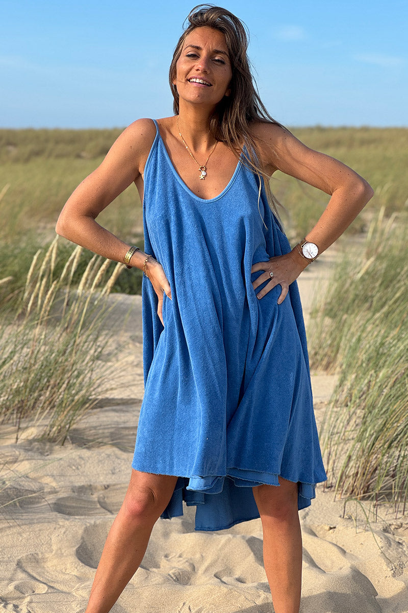Robe eponge bleu roi souple à bretelles