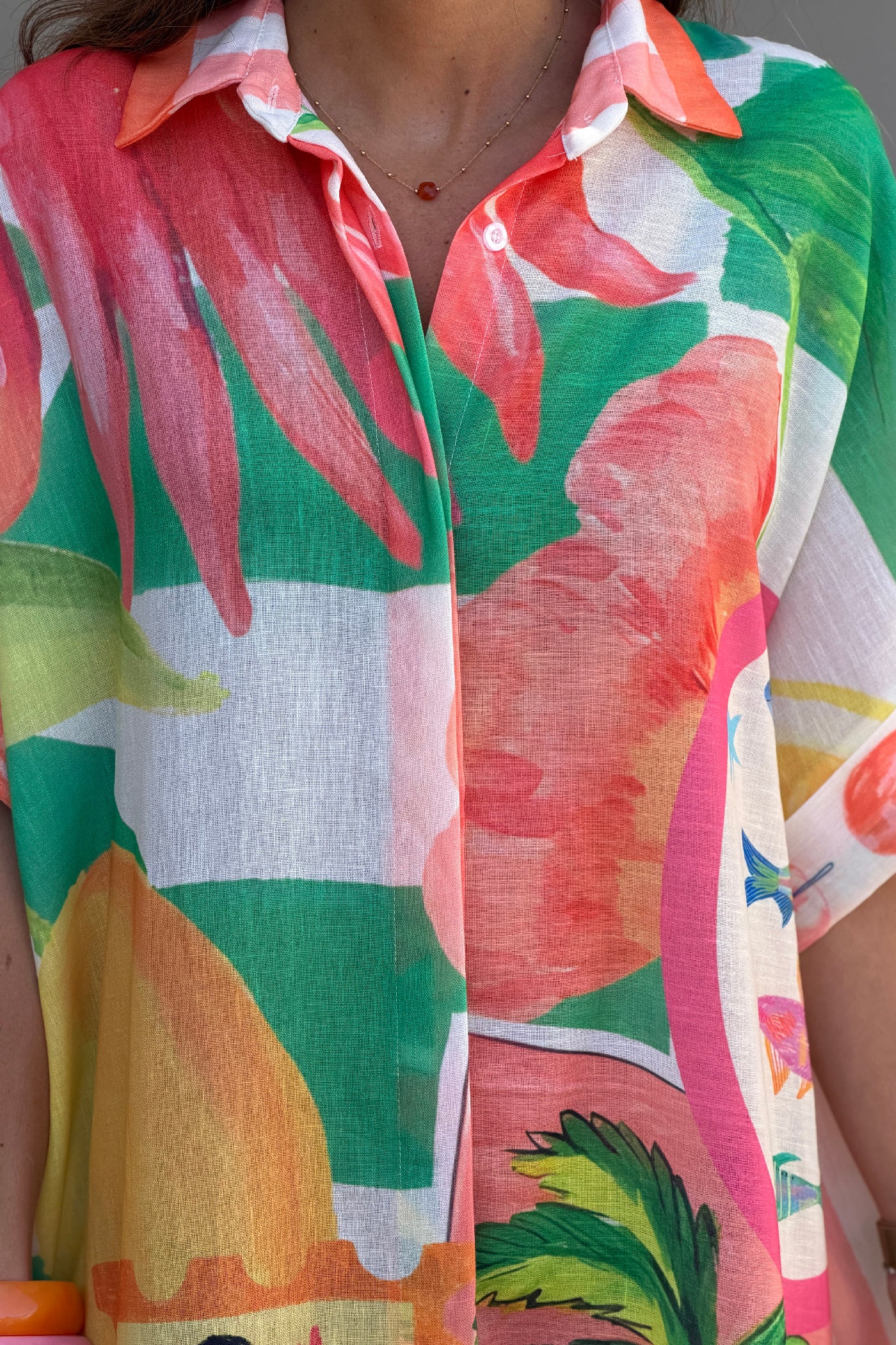 Robe chemise longue et large imprimé orange et vert fruits et fleurs