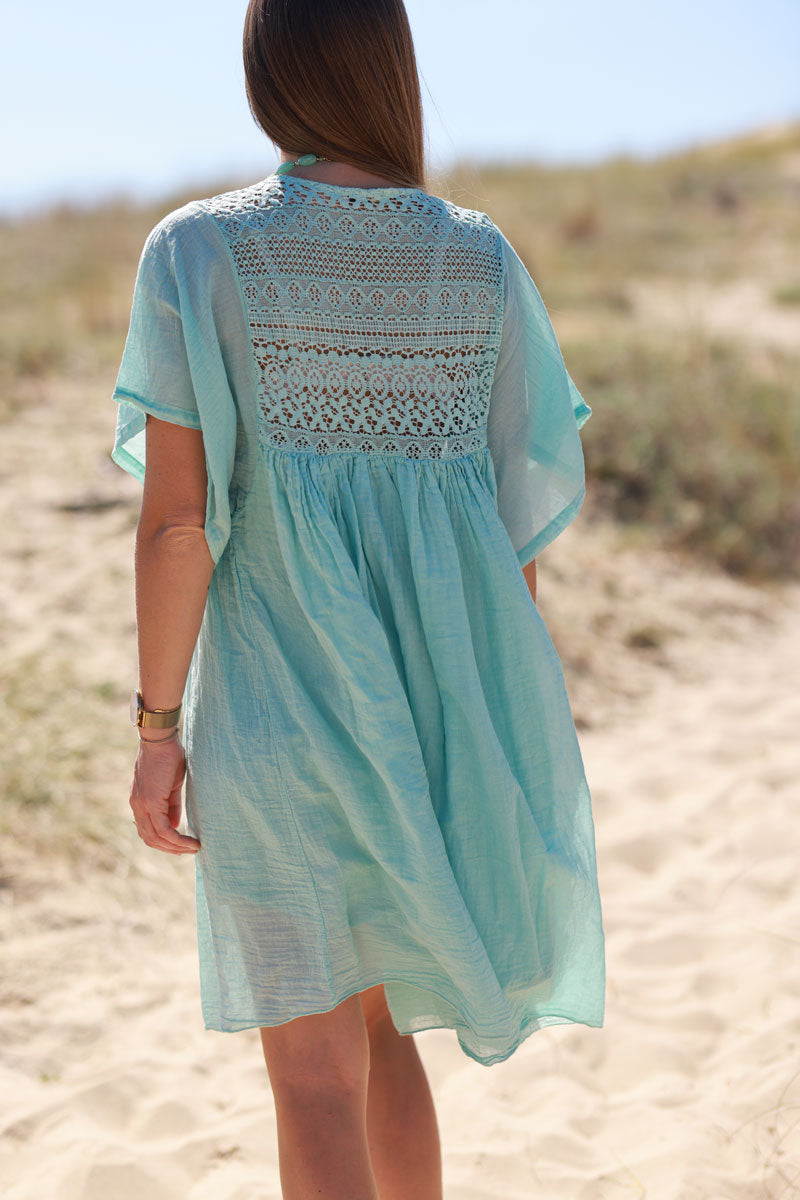 Robe vert d'eau légère voile de coton haut dentelle