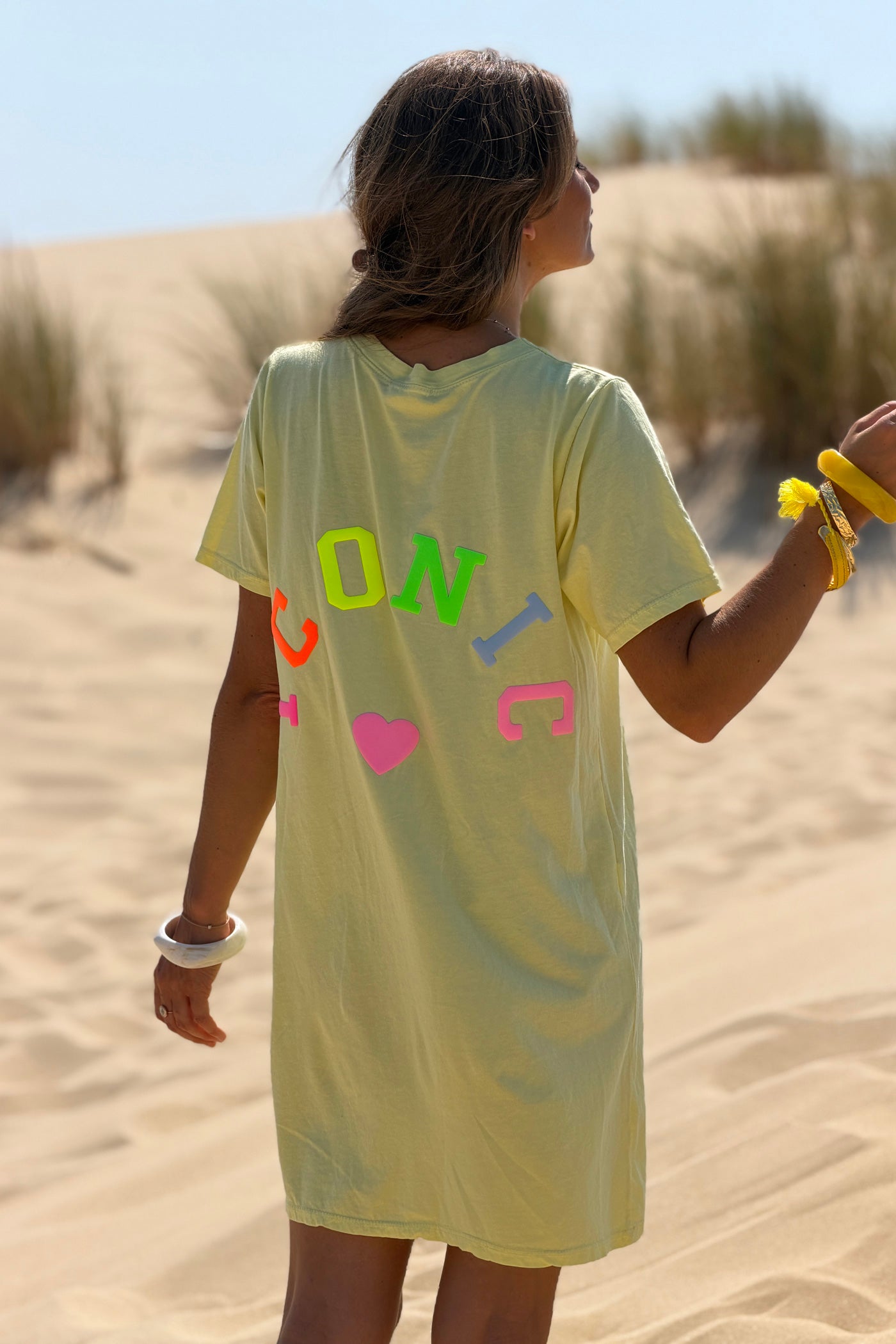 Robe courte jaune en coton sérigraphie puff Iconic multicolore