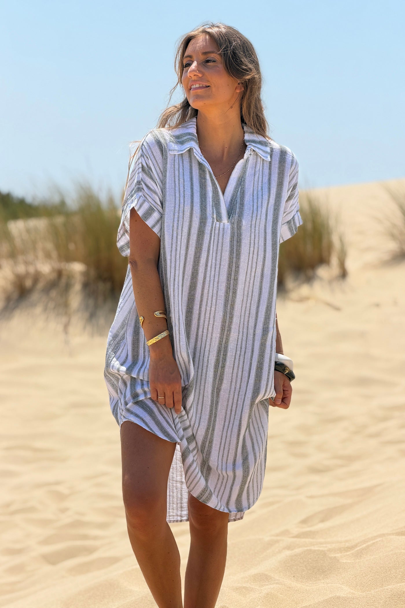 Robe en coton motif rayures kaki effet pique col v