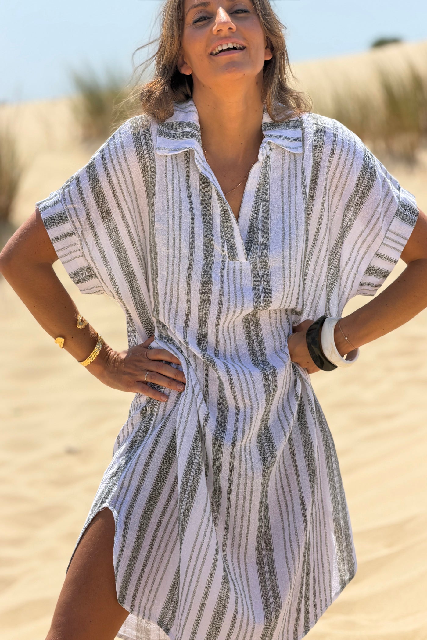 Robe en coton motif rayures kaki effet pique col v