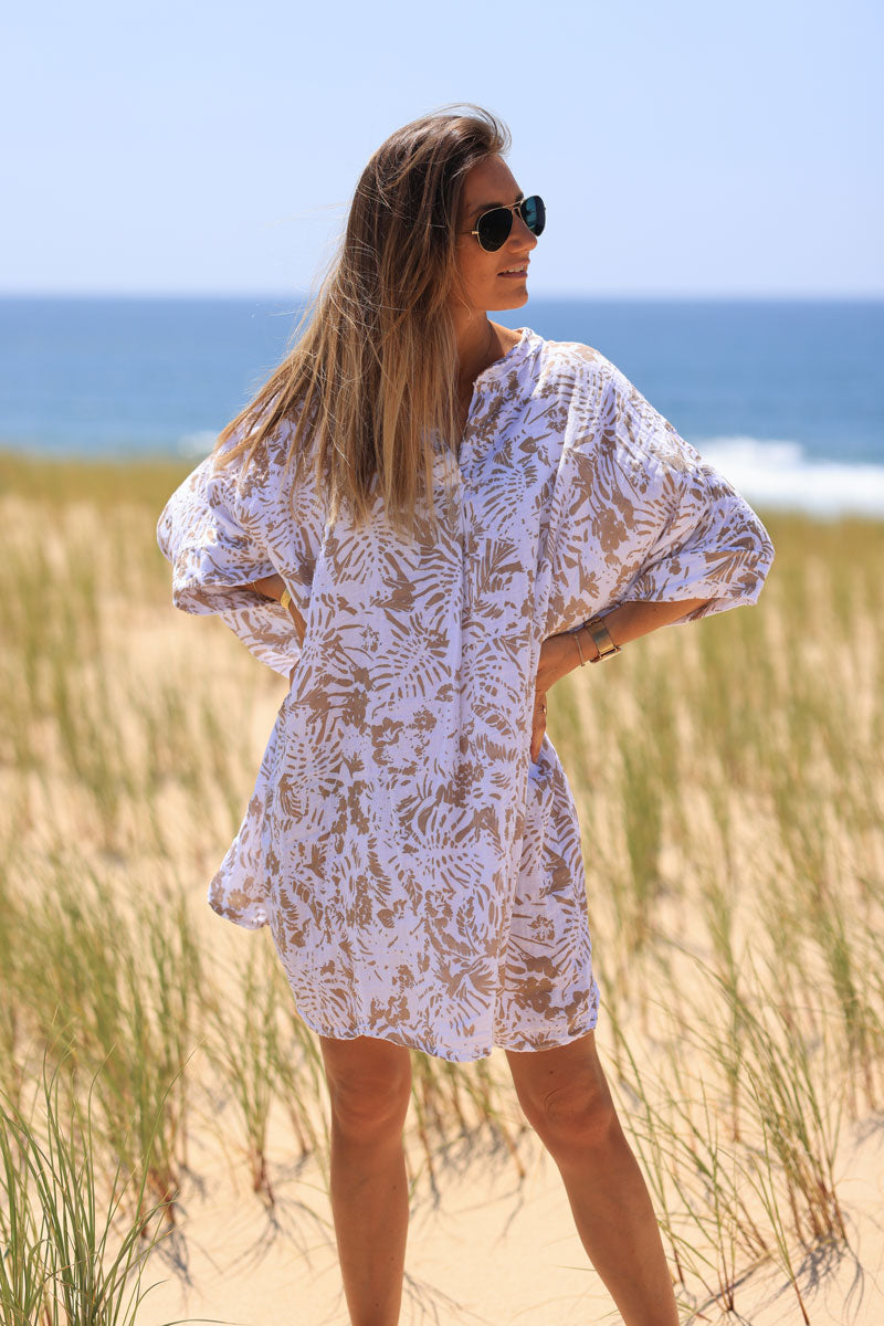 Robe large en coton col v imprimé des iles beige