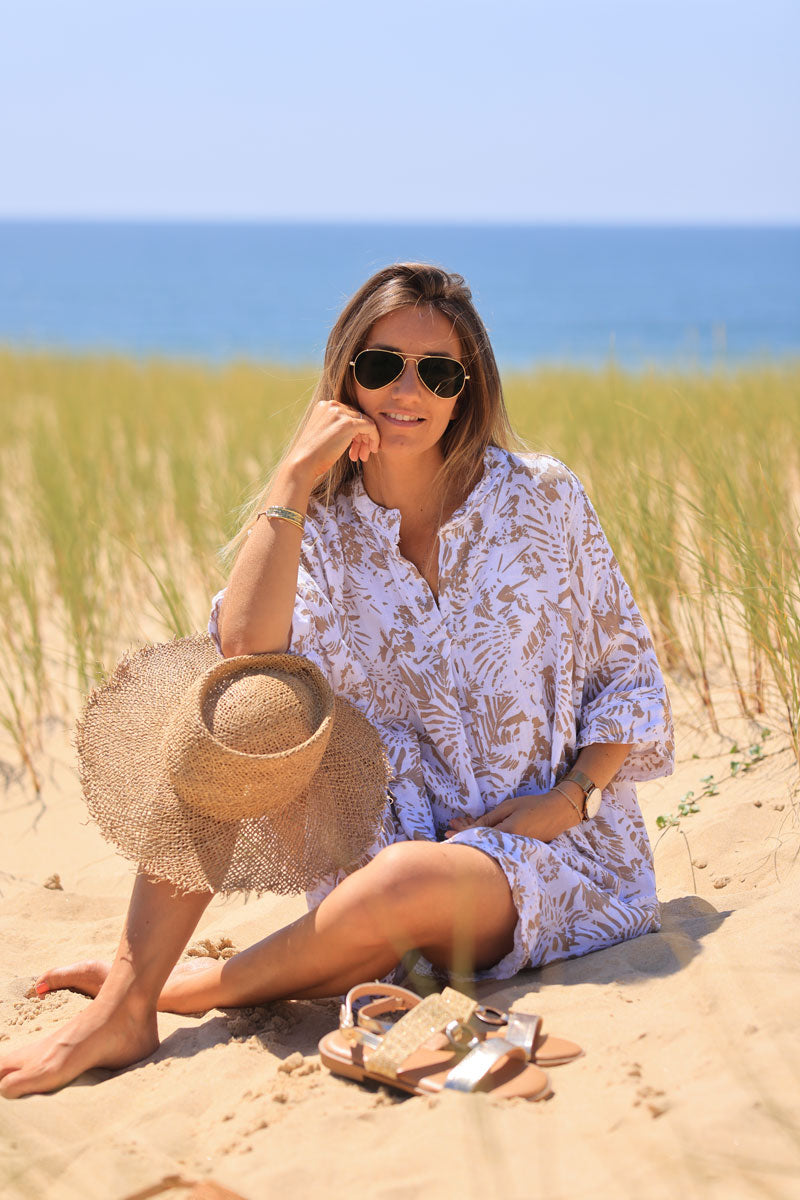 Robe large en coton col v imprimé des iles beige