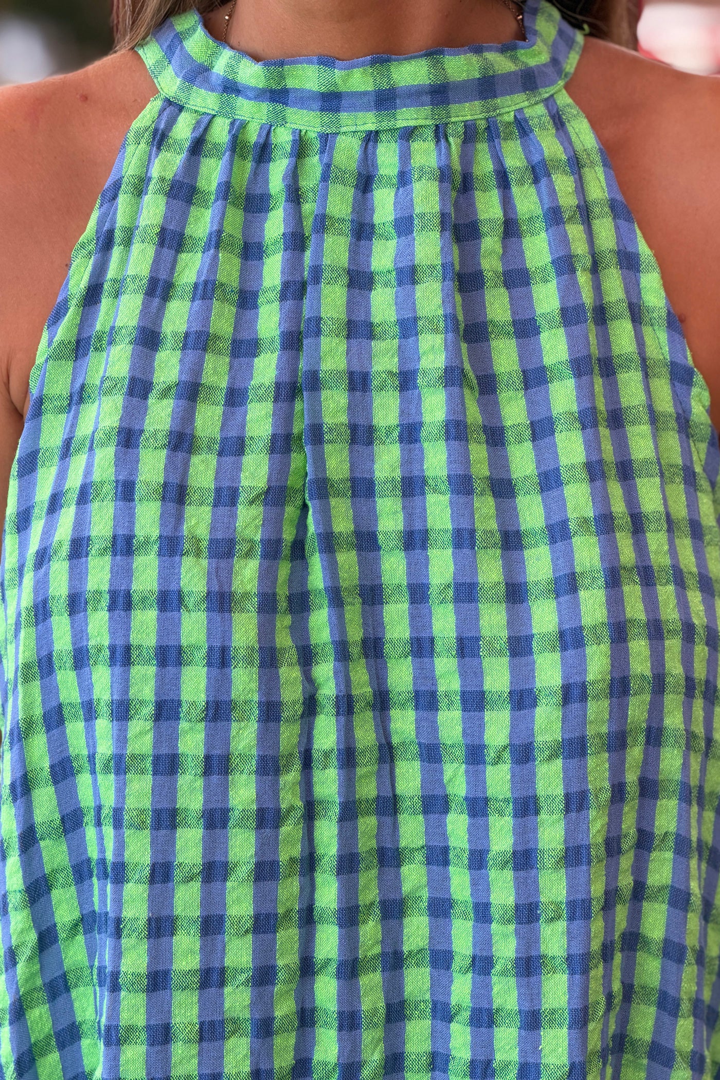 Robe longue à carreaux vert et bleu effet texturé col montant