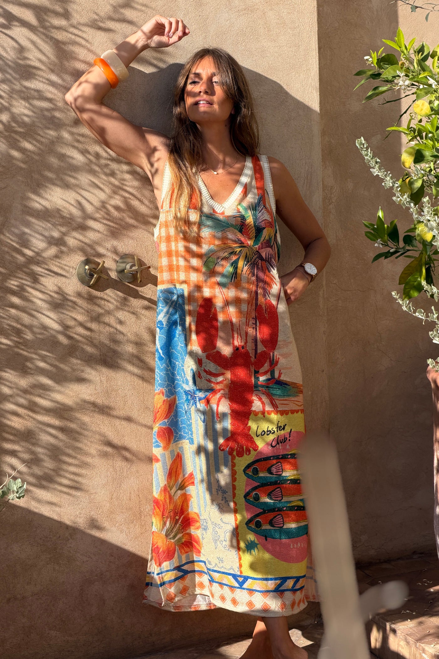 Robe longue brillante lurex à bretelles imprimé Italie coloré homard