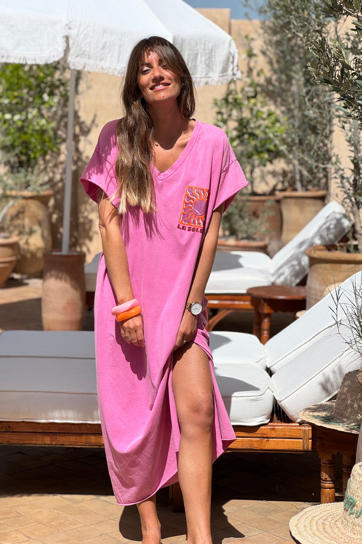 Robe longue confort rose délavé en coton stretch col v imprimé le soleil
