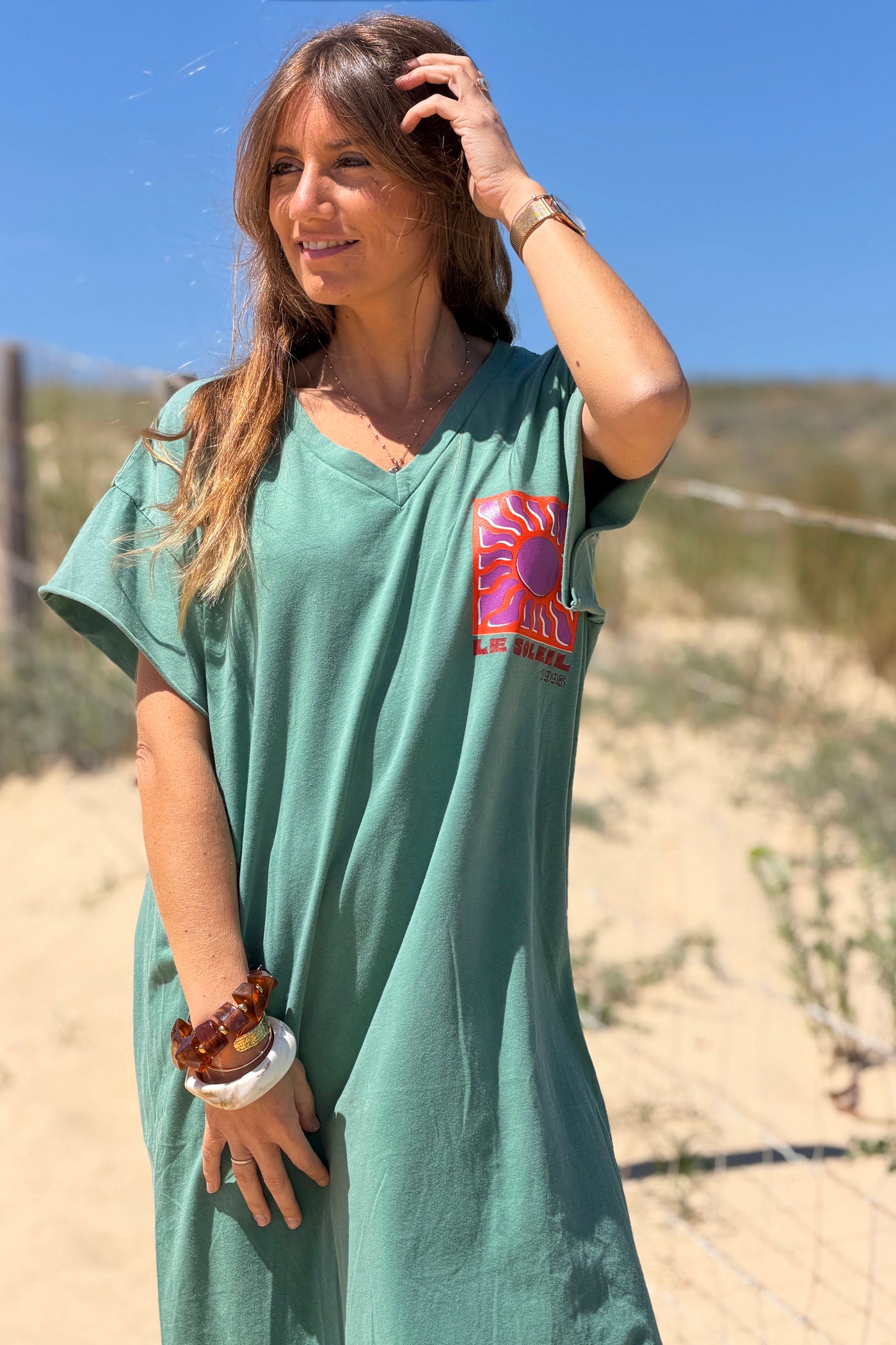Robe longue confort vert délavé en coton stretch col v imprimé le soleil