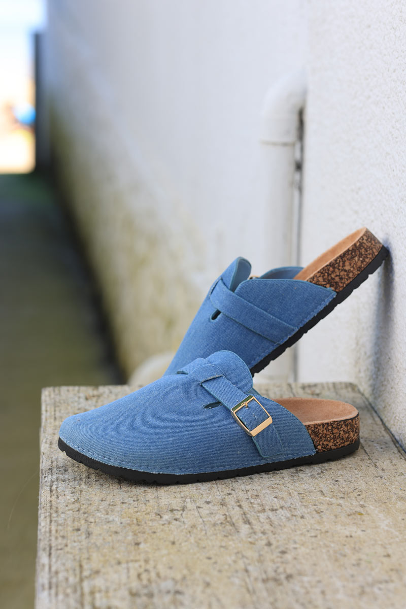 Sabots plats en suédine effet jean avec boucle