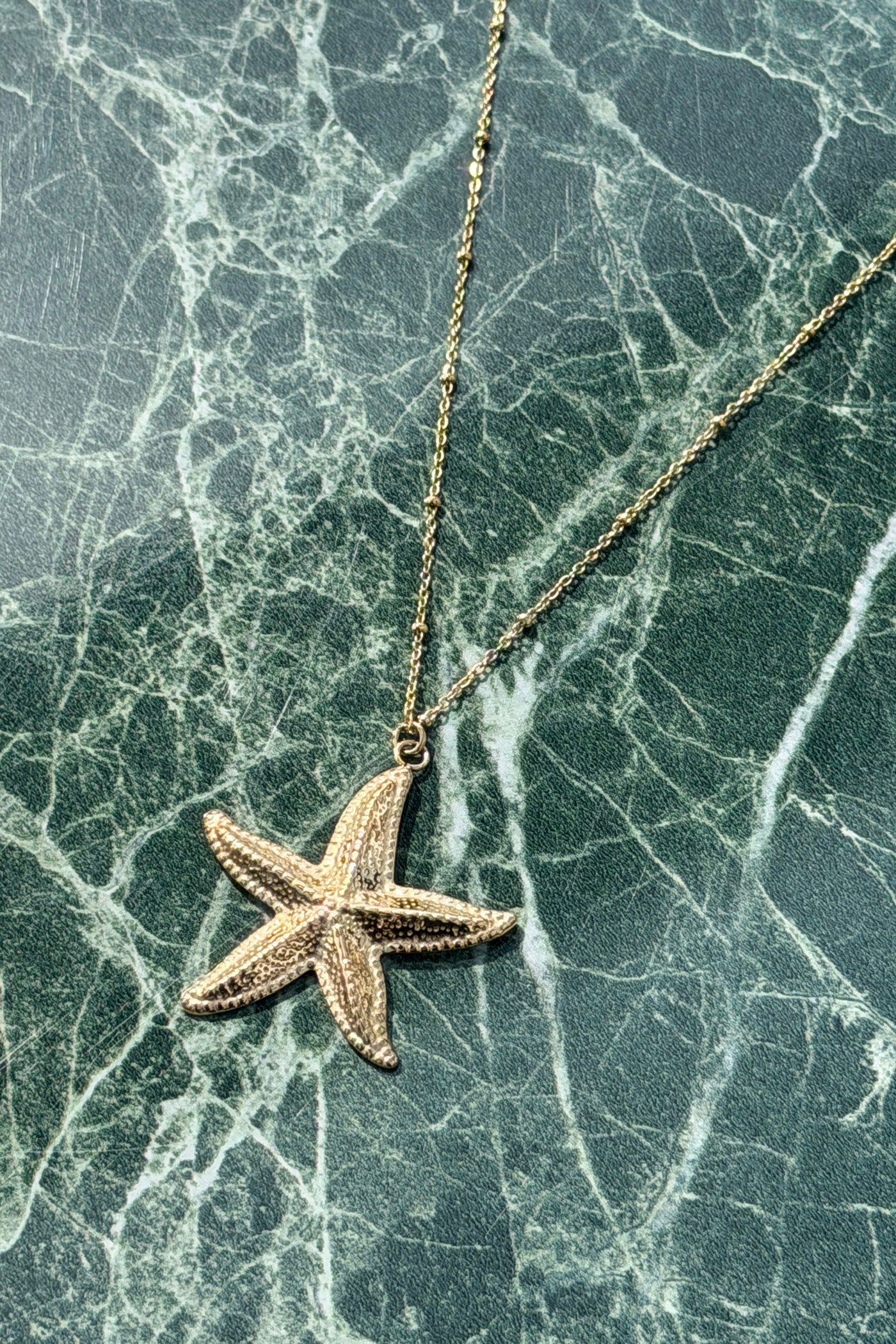Golden Sea Star Pendant Necklace