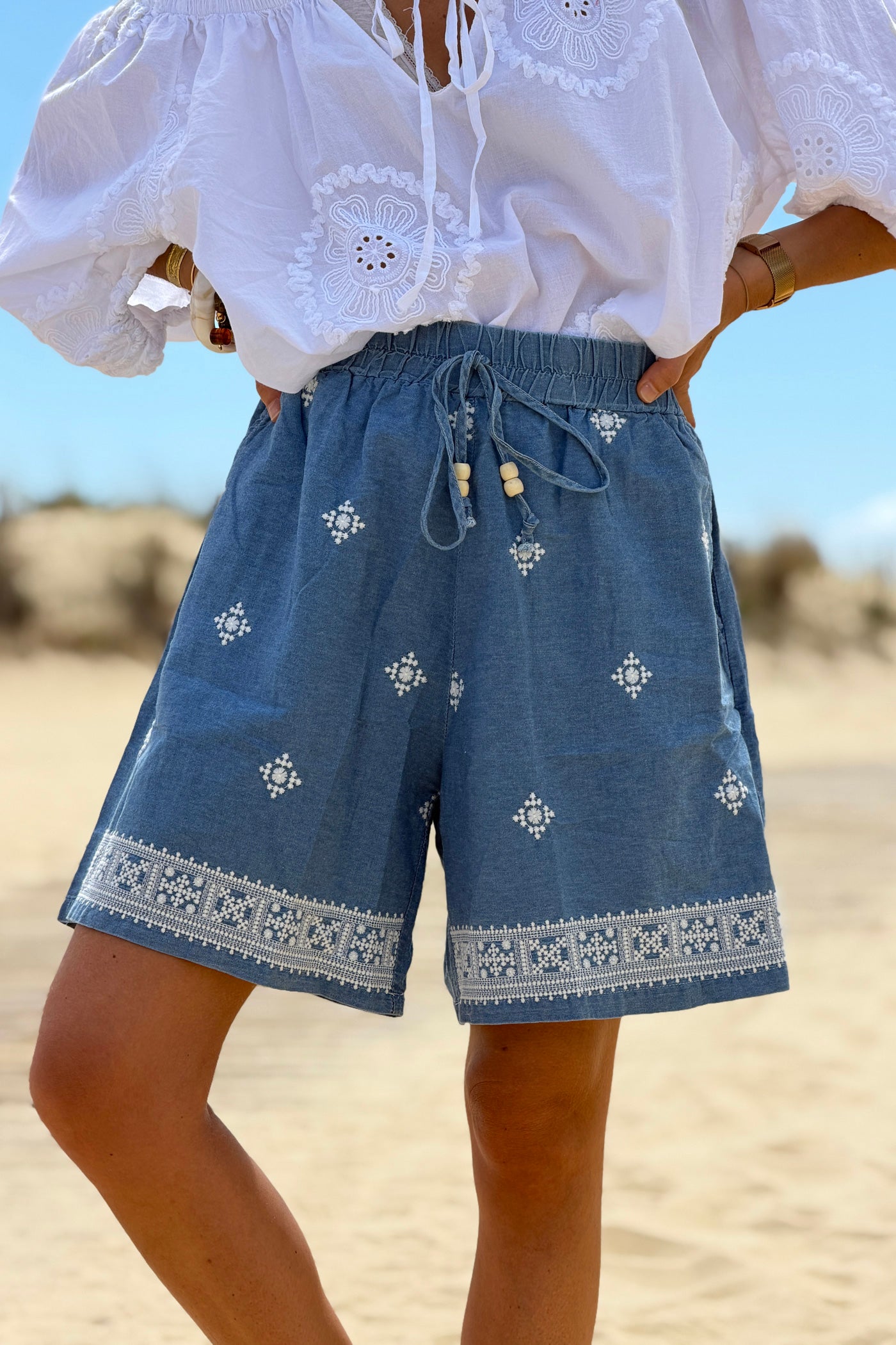 Chambray Blue Jean Woven Lace Print Pull-On Pants
