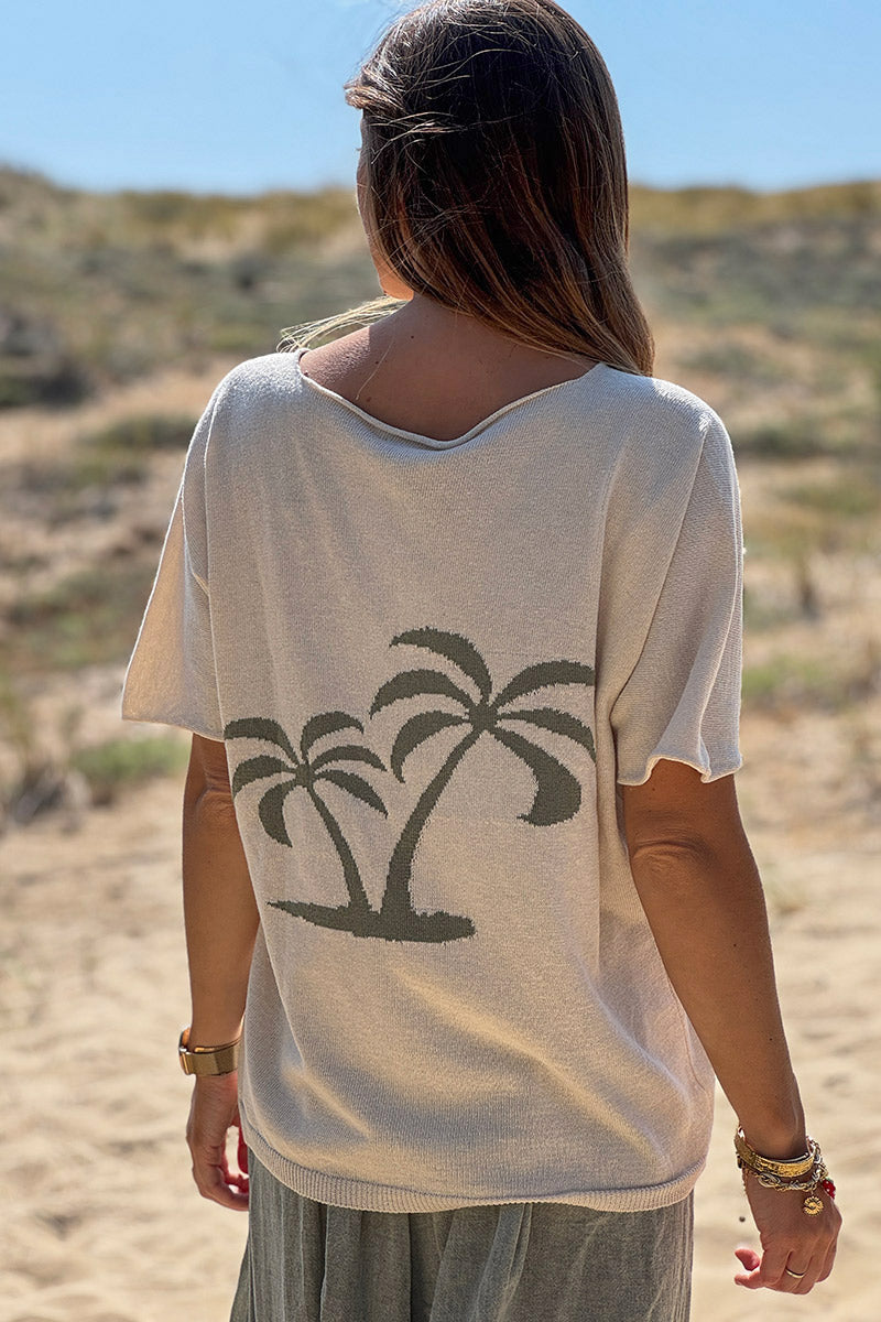 Top beige de punto en mezcla de algodón pequeño con estampado de palmeras color caqui en la espalda
