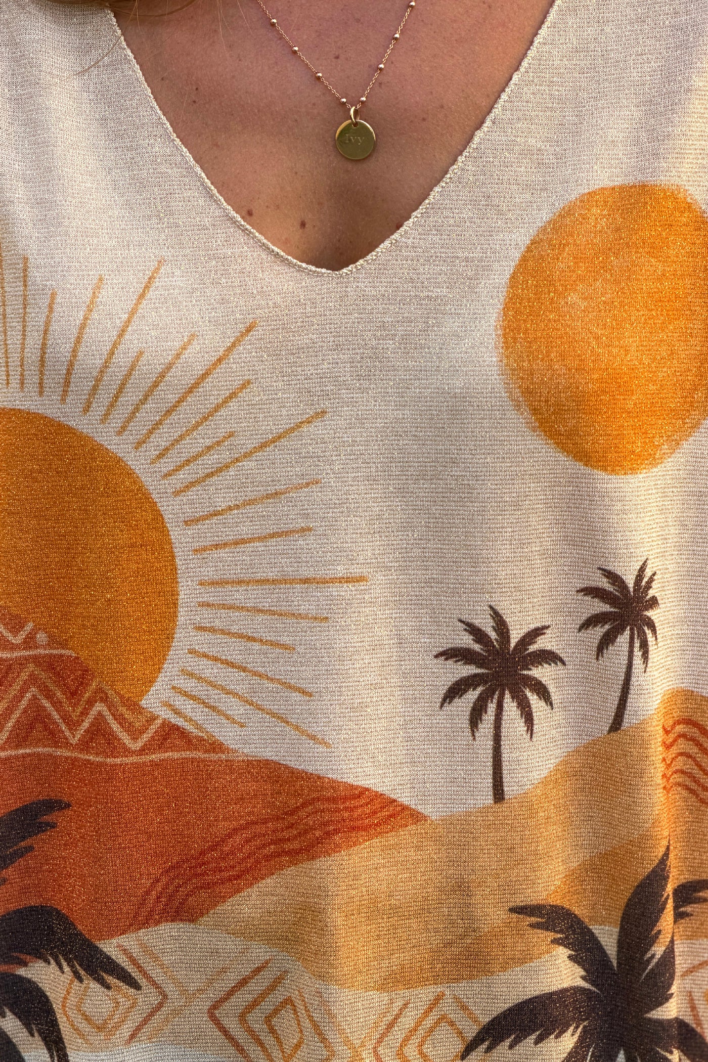 Top brillant imprimé Sunset terracotta soleil dunes et palmiers
