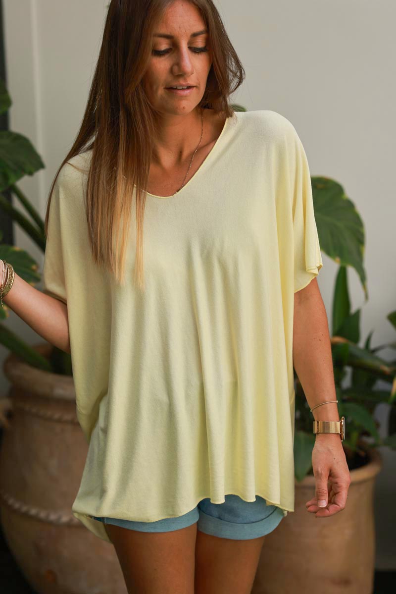 Relaxed fit Light yellow V-neck Top