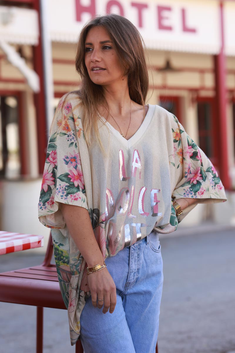 Top large beige brillant imprimé La Dolce Vita et fleurs