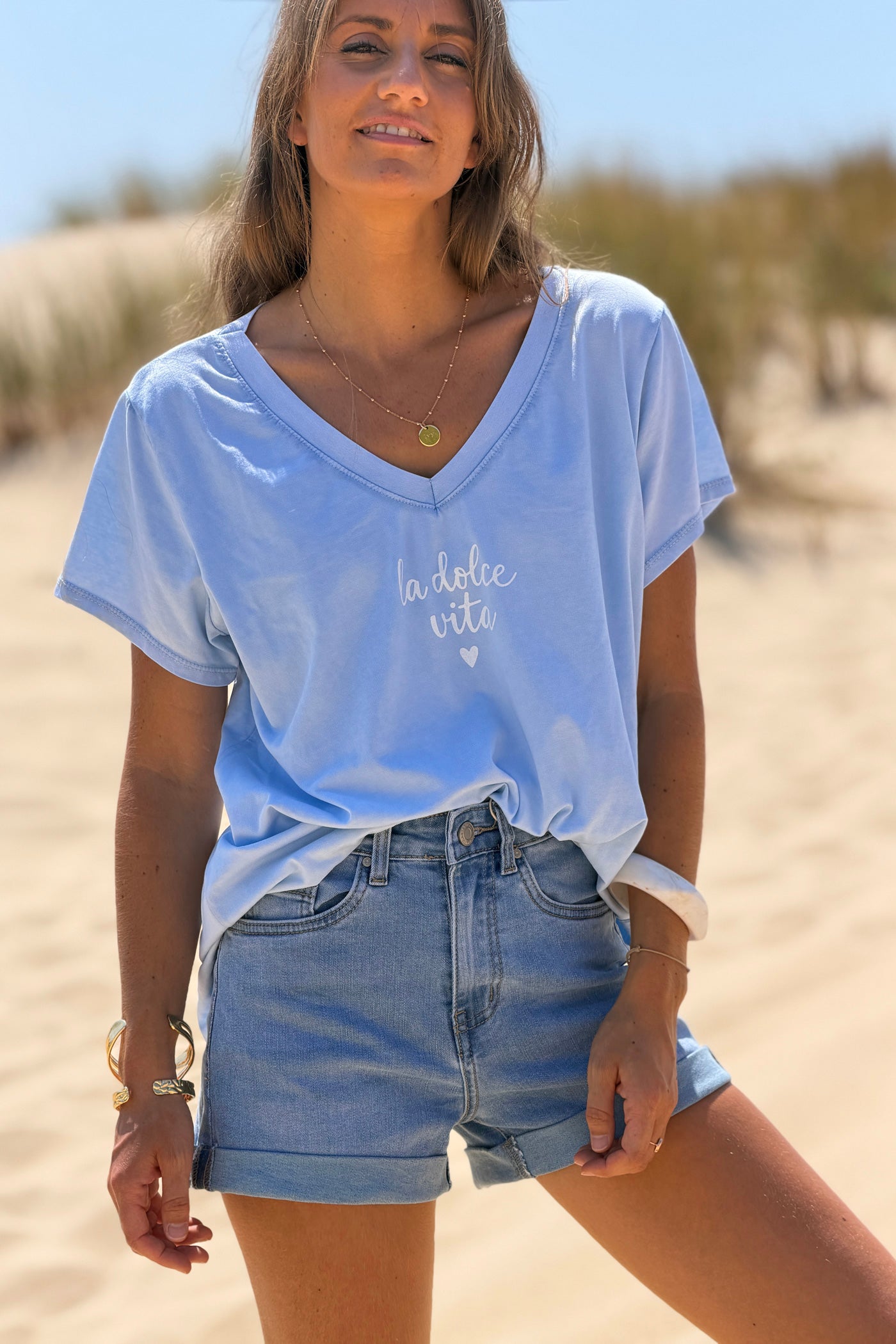 Tshirt bleu ciel en coton Dolce Vita col v