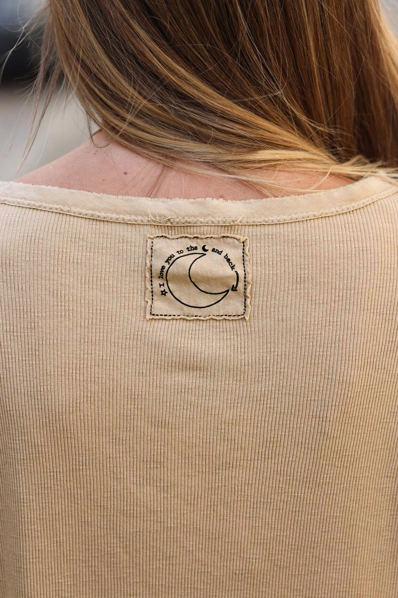 T-shirt côtelé camel stretch a manches longues ILY to the moon and back