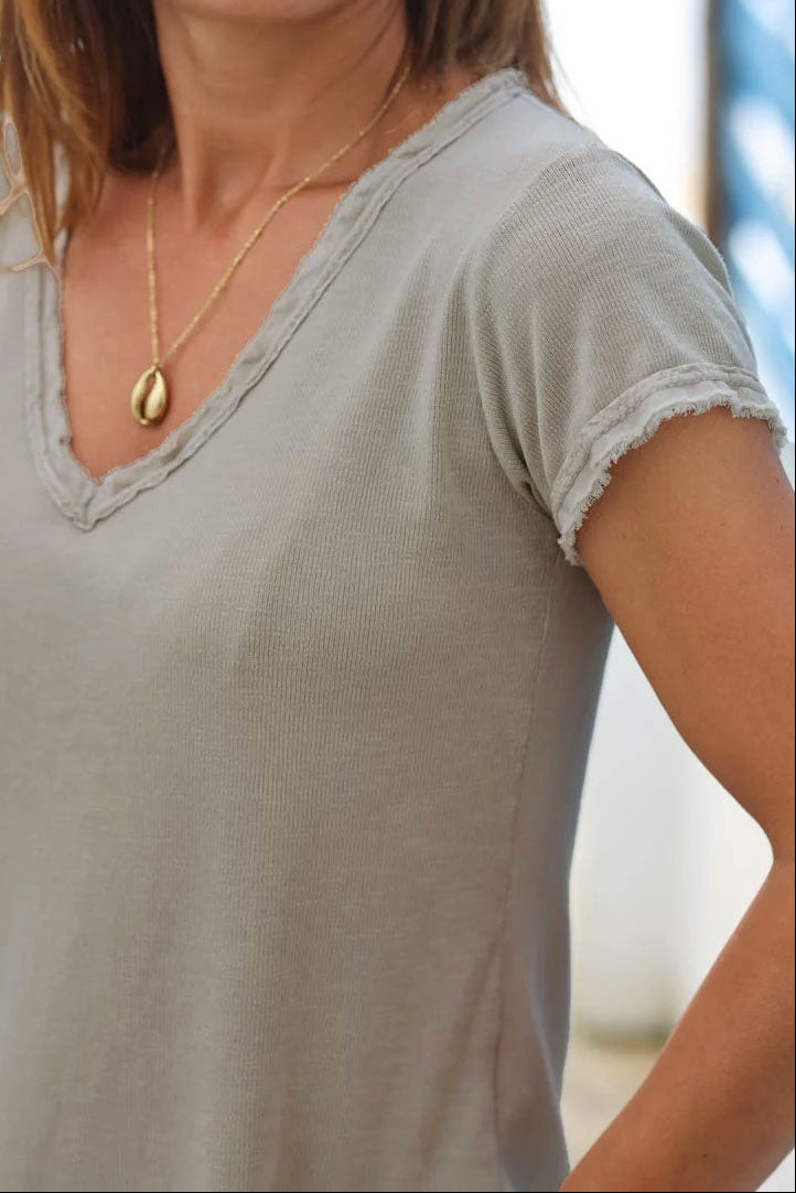 Tshirt coton stretch gris taupe finitions petites franges