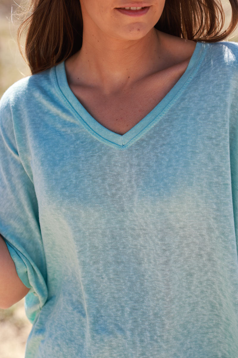 T-shirt turquoise délavé souple large et loose manches courtes chauve souris