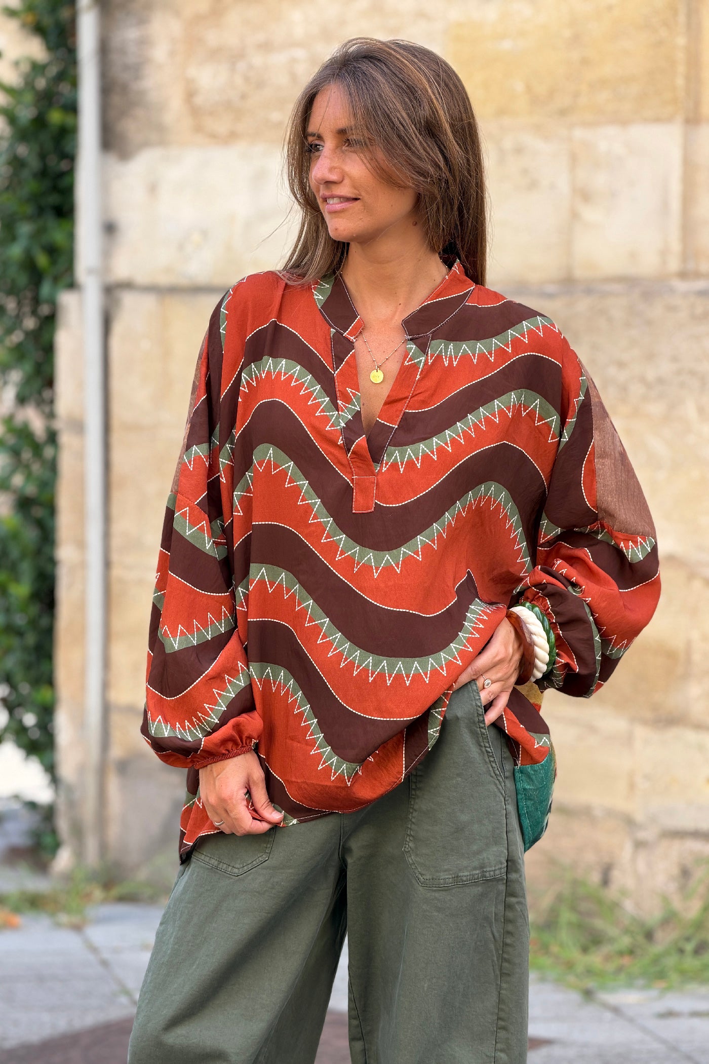 Tunique large et fluide imprimé vagues terracotta dos cœur brillant doré et léopard