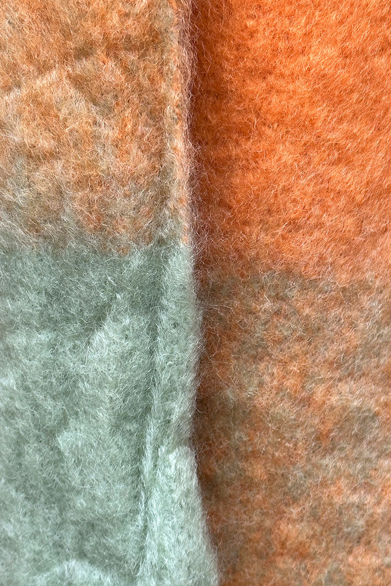 Écharpe toute douce à carreaux marron et terracotta avec franges